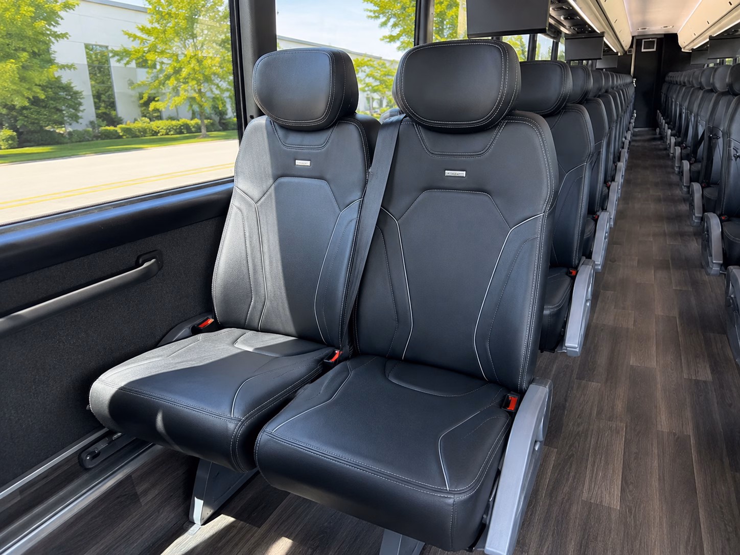 how the type of bus changes the price in lakewood new jersey